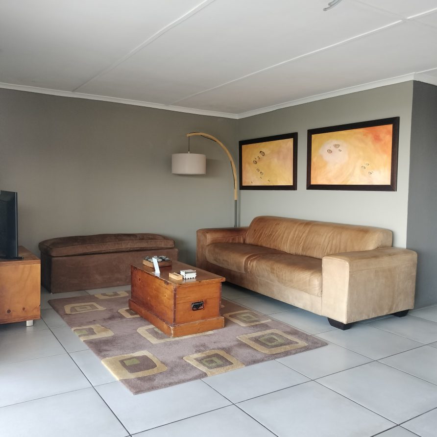 Oyster Oasis Lounge Suite